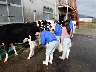 美野原農場 群馬県立吾妻中央高等学校